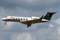 Saudi_Arabia_Gulfstream_G300_HZ-MF4_EBBR060528_GD_01.jpg