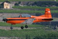 LSGS_050603_PC-7_A-928_Pilotenschule_DK.jpg